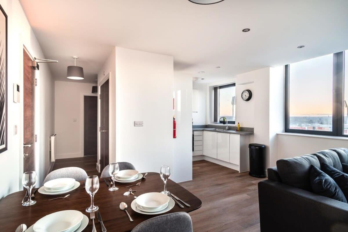 Stayzeni, Alexandra Rise Manchester 2 Bed Flat Eksteriør billede